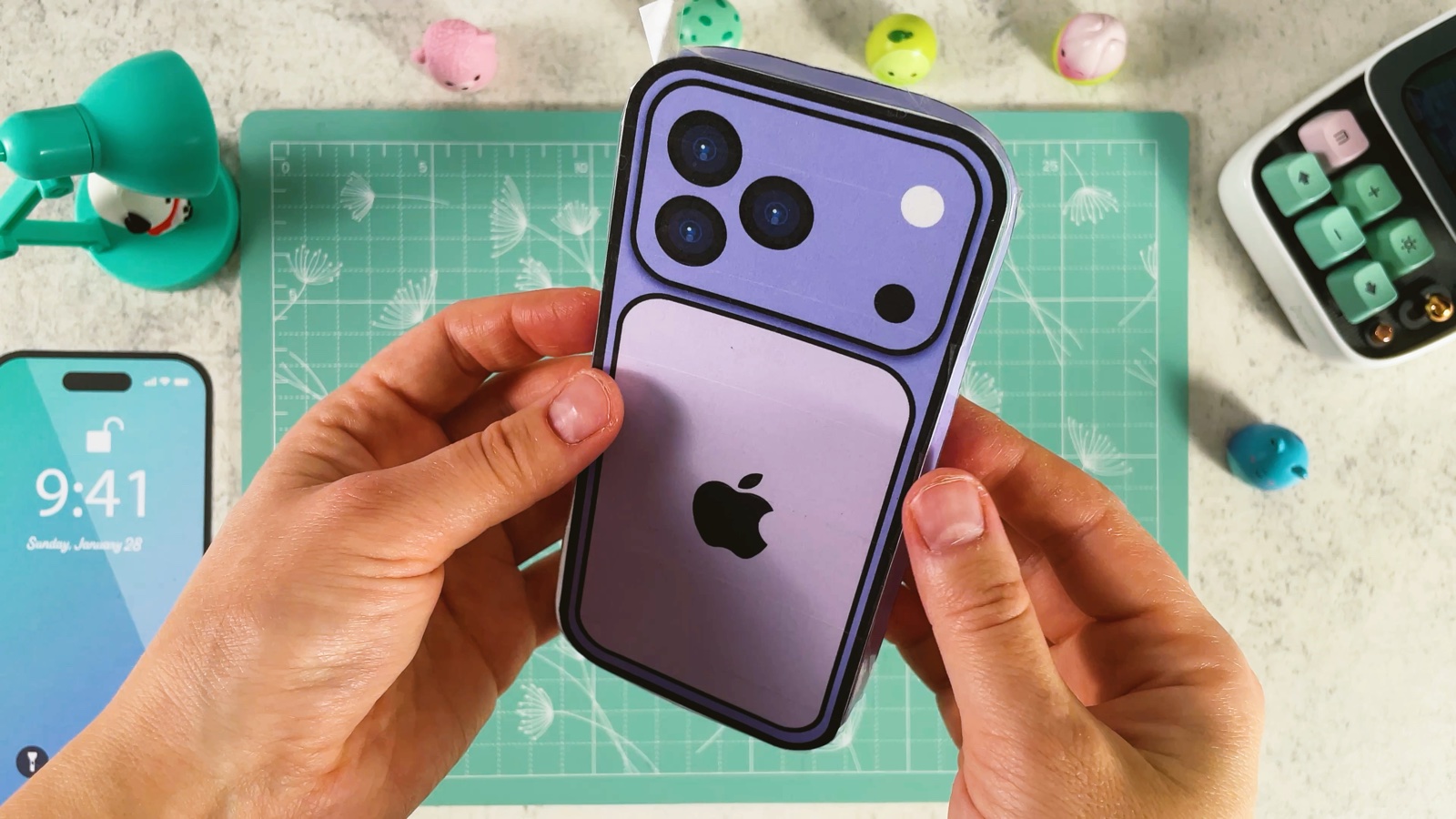 The glossy purple back with the side strip standing all the way around it